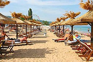 Golden Sands-parasols_golden_sands-jpg