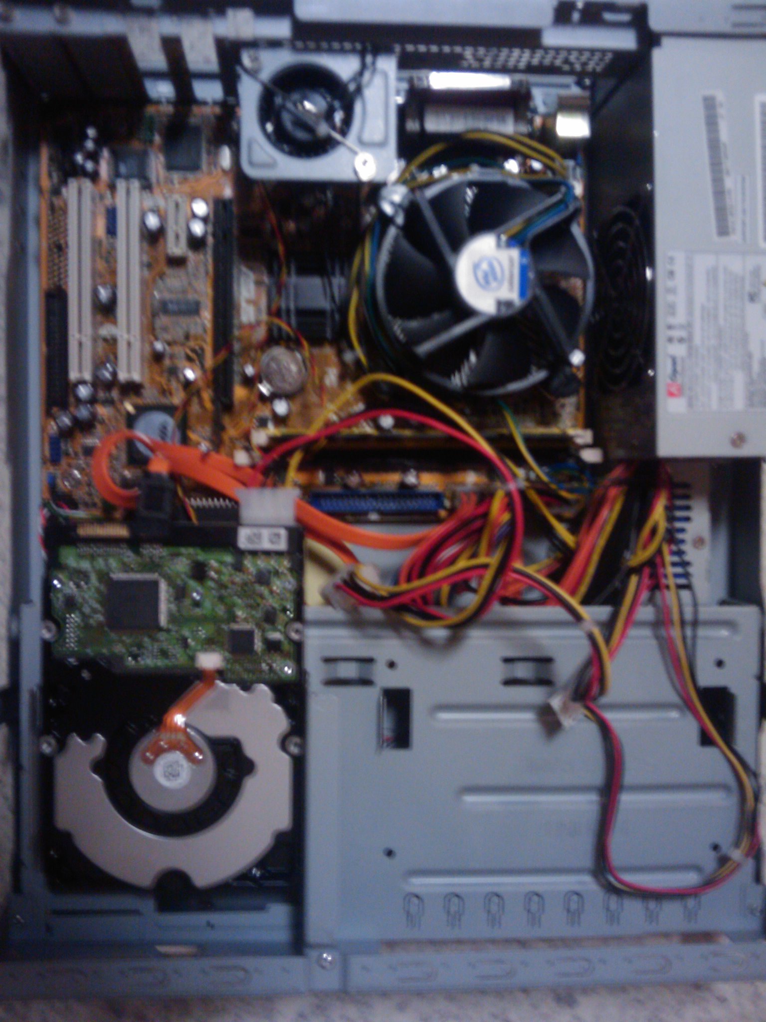 3 Celeron Pc's (MATX kast) Gaan tegen elk aannemlijk bod weg!-image_026-jpg