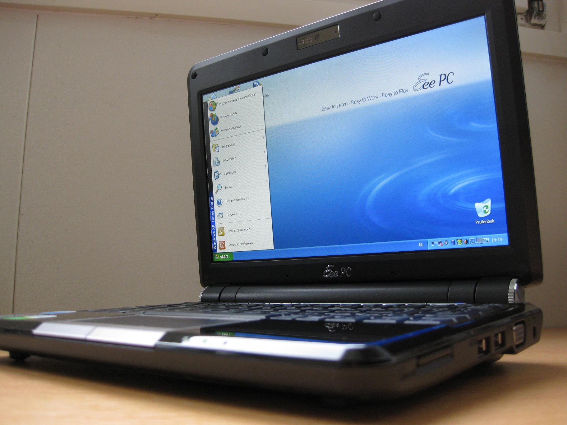 Nieuwe ASUS Eee PC901 + webcam + Win XP + draadloos internet!!-img_1136-jpg