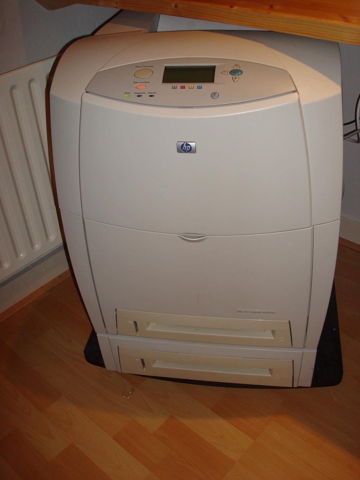 Kleurenlaser printer te koop-dsc00462-jpg