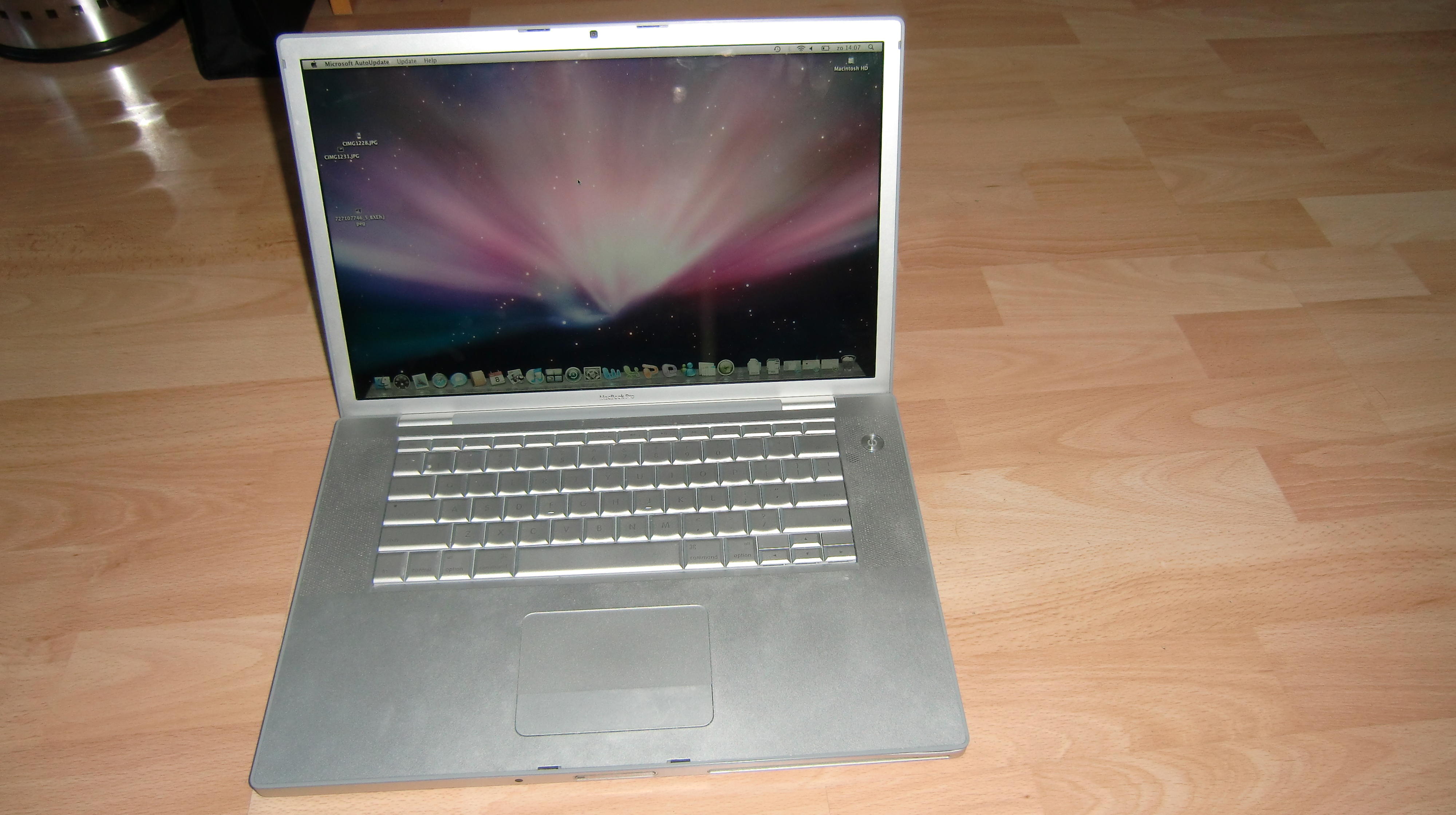 Macbook Pro-cimg1311-jpg