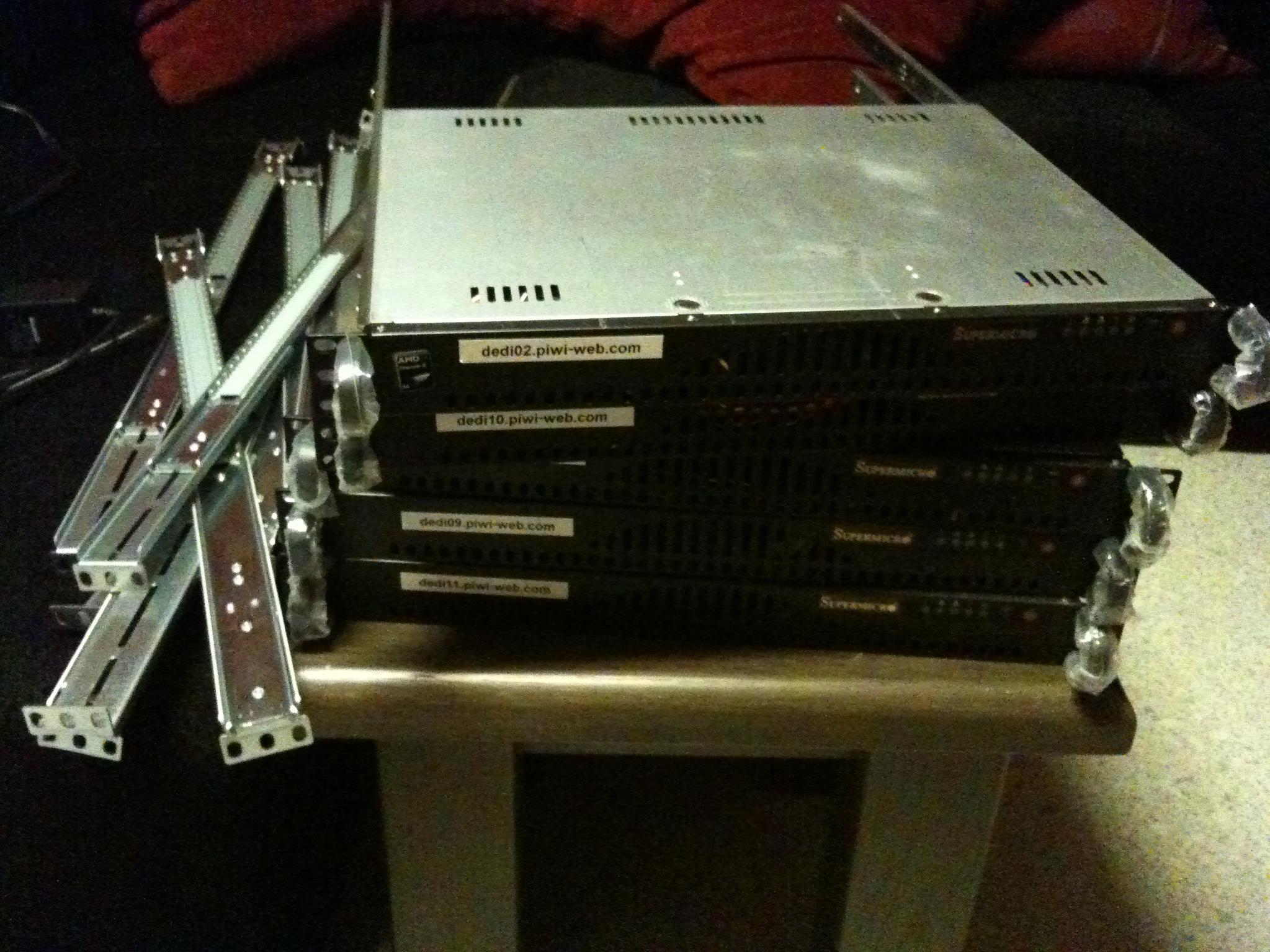 In de verkoop! Diverse servers-img_0128-jpg