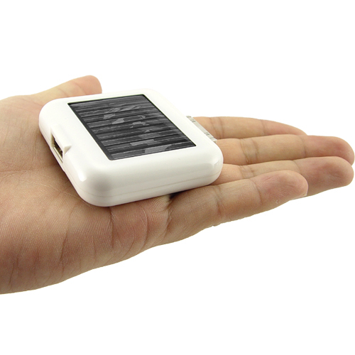 zonne oplader voor iPhones, iPods en USB-apparaten-af3-jpg