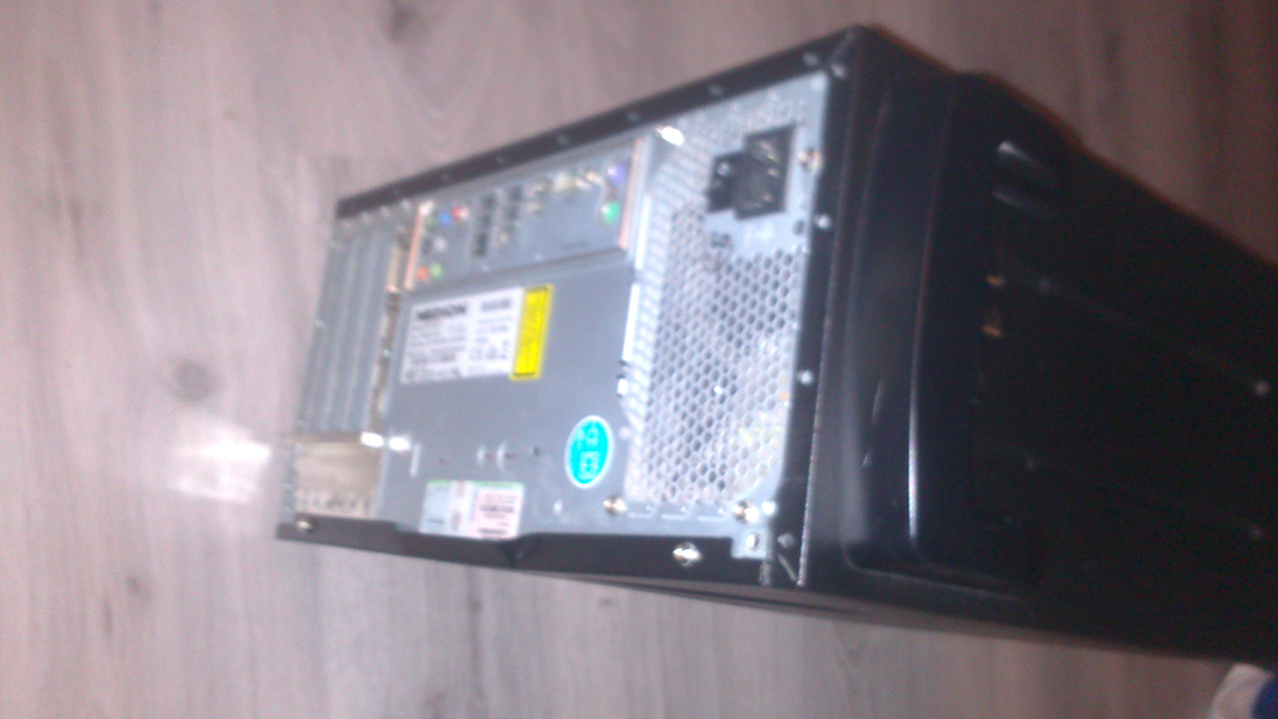 Medion Akoya E4320 D (+ 500GB externe harde schijf!)-dsc_0049-jpg