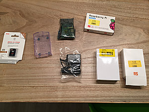 Raspberry Pi + 8GB SD - Nieuw in verpakking-asset-jpg