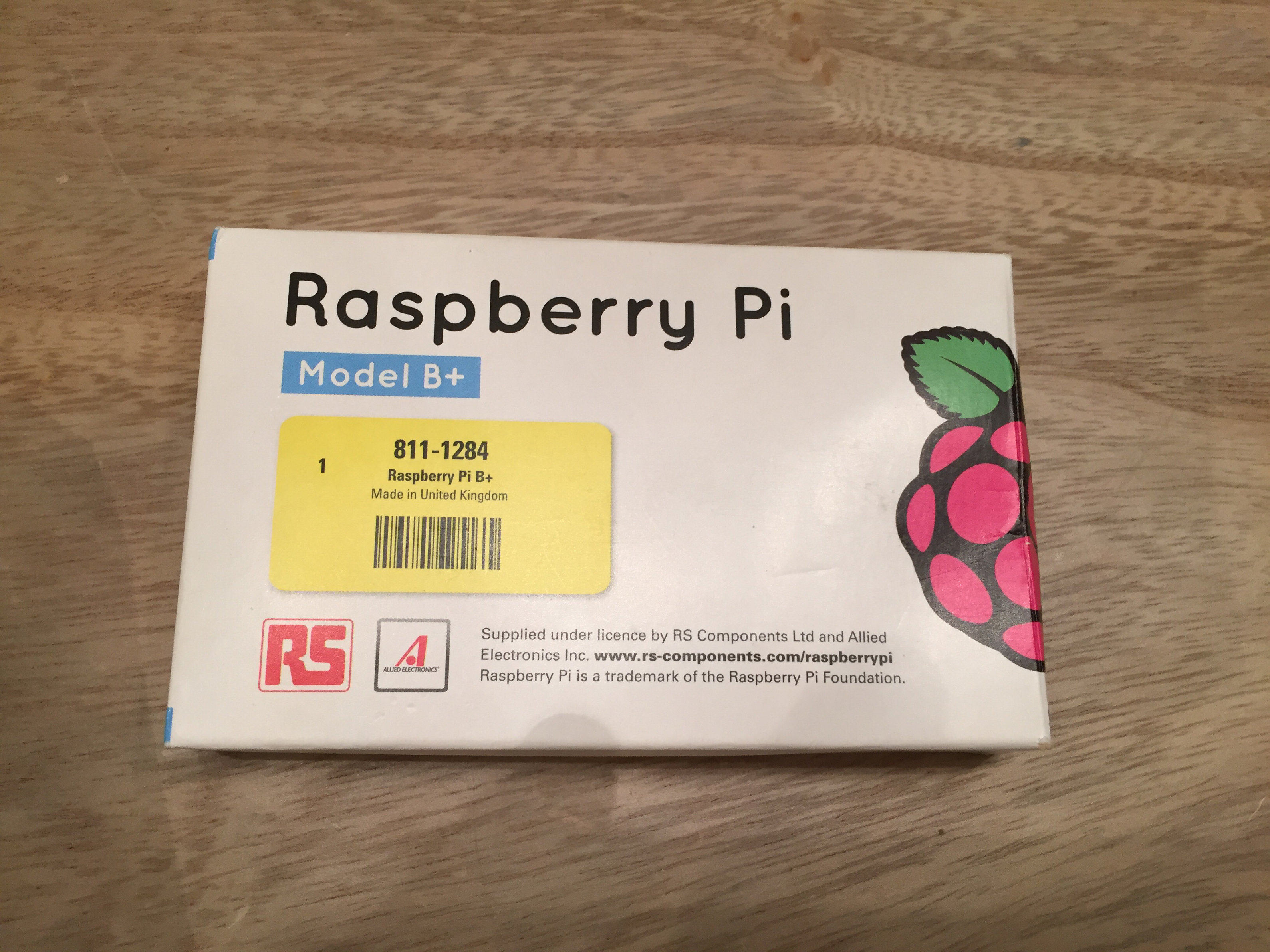 Raspberry Pi + 8GB SD - Nieuw in verpakking-asset3-jpg