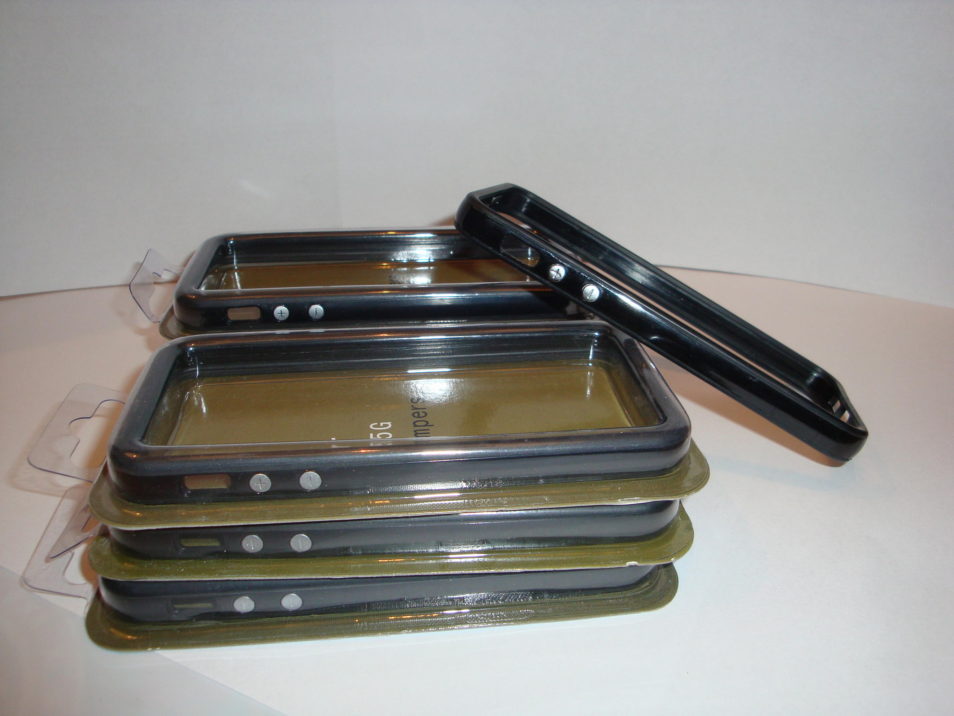 Iphone 5 bumper cases zwart met metalen knoppen-dsc01065-jpg